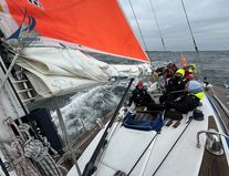 Segeln bei Starkwind Segeln bei Starkwind