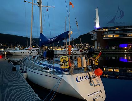 SY CHARISMA im Stadthafen von Tromsø